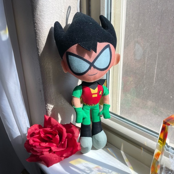 Teen titans Robin plushie figurine - Picture 10 of 10
